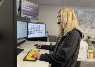 Dispatchers get accidental 911 calls from skiers because of iPhone crash technology