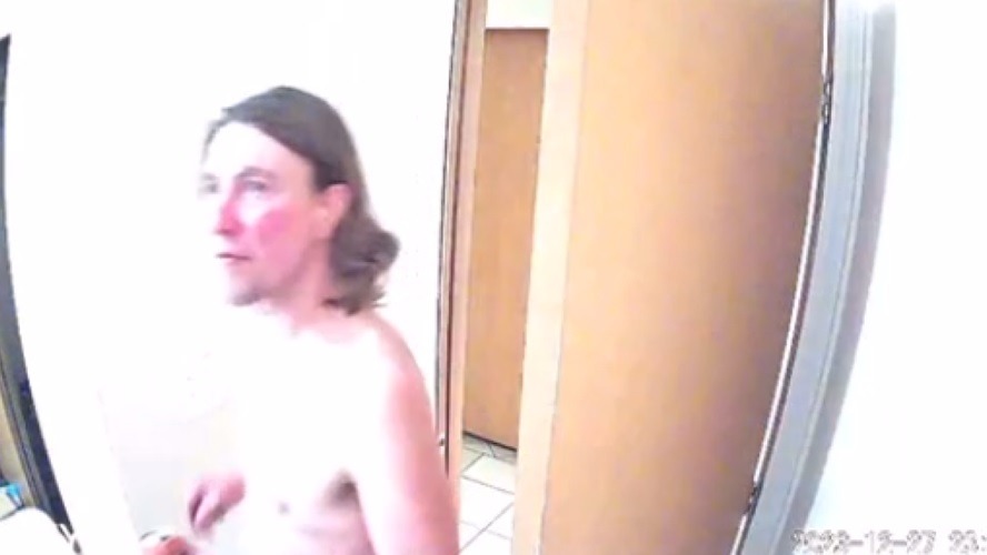 Naked man burglarized off-campus home